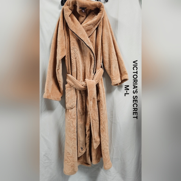 Victoria's Secret Other - Victoria's Secret Cozy Tan Robe